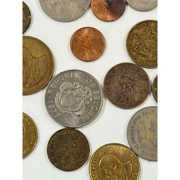 Lot of Various Coins Rupee Kenya Zimbabawe Seychelles Deutschland Tanzania - Picture 11 of 15